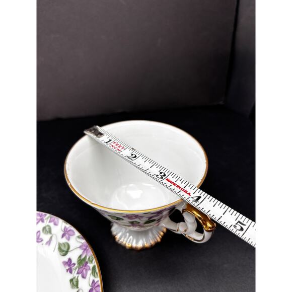 Vintage Footed Teacup and Saucer Chintz, Violet Floral w/Gold Made in Japan - Picture 11 of 16